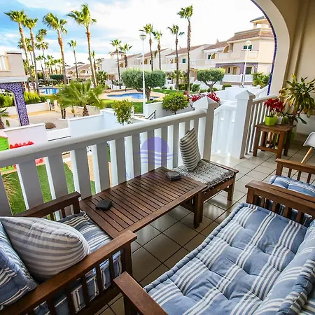 Apartment In Albamar
