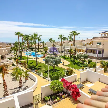 Apartment In Albamar *
