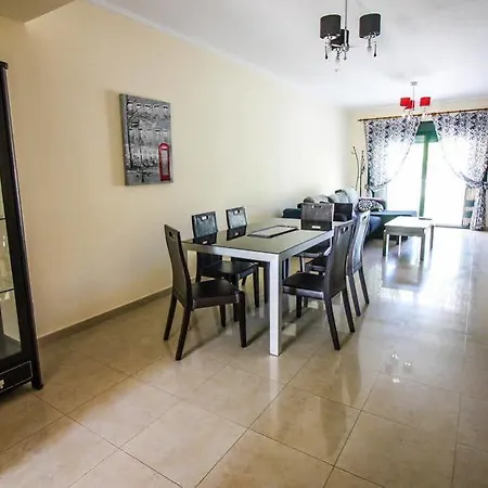 In Albamar Apartment