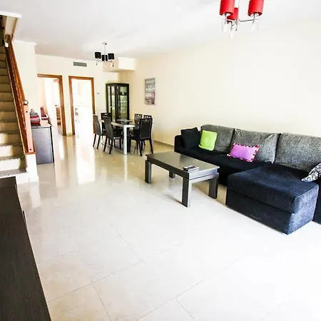 In Albamar Apartment